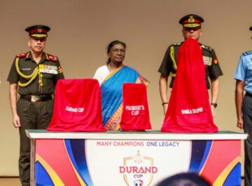 Durand Cup 2026: राष्ट्रपति द्रौपदी मुर्मू ने डूरंड कप की ट्रॉफी का किया अनावरण, फुटबॉल को बताया एकता का प्रतीक