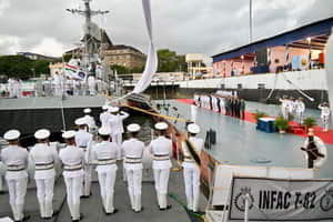 Indian Navy ships INS Abhay and INFAC T-82 decommissioned